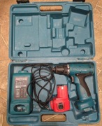 Wkrętarka Makita 6270D + ładowarka DC1414T