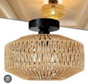 Lampa rattanowa w stylu boho