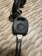 Zamek + 2 klucze Skoda