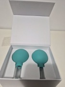 Bańki szklane z gumowymi gruszkami