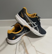 *ASICS* świetne buty jak nowe 44