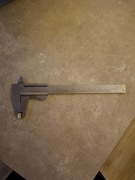 Sprzedam suwmiarkę analogowa 