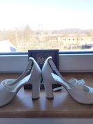 Czółenka z paskami KOTYL 5907 ECRU PERŁOWE 36