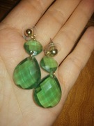 Kolczyki zielone łezki sztuczna biżuteria 