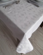 Biały obrus bawełna satynowa żakard 140x200 cm Romby