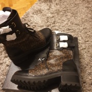 Nowe botki dkny 40.5