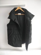 Reserved Czarna pikowana kamizelka oversize