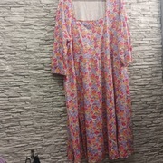 Sukienka  w kwiaty 52/54