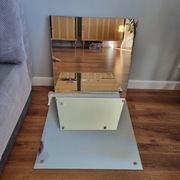 Dwa kwadratowe Lustra