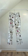 Desigual eleganckie spodnie newspaper print nowe z metką r. S
