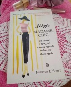 Bestsellerowy poradnik "Lekcje Madame Chic" Jennifer L. Scott