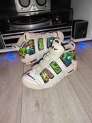 Nike Air More Uptempo Peace, Love, Swoosh