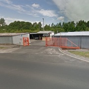 Sprzedaż miejsca w wiacie parkingowej.