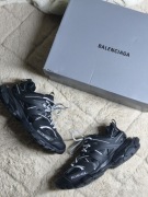 Balenciaga track 