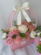 flower box. bukiet prezentowy ze świec