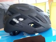 KASK ROWEROWY z TYLNĄ LAMPKĄ i odpinanym daszkiem r. M