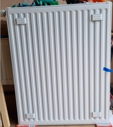 Grzejnik stalowy v33 + zawór, wymiary ok. 90x70x15