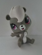 Sprzedam figurkę Littlest Pet Shup Skunks #2694