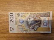 Banknoty 200 zł serii YB w bardzo dobrym stanie