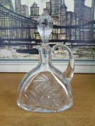 Karafka kryształowa z korkiem – ręcznie szlifowana, klasyczna elegancja