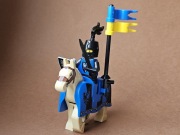 Lego Castle Rycerz Black Falcon na koniu + akcesoria / 10305