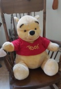 Bajkowy Kubuś Puchatek - wysokość w pozycji siedzącej  50 cm.