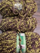 włóczka boucle khaki z brązowym 