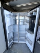 Lodówka Samsung RH68B8841B1 178cm Dystrybutor wody Grafitowa