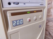 RETRO KOMPUTER (199) BIG TOWER Z WYŚWIETLACZEM AMD K6