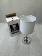 Lampka stołowa nocna GLOBO BRONN 24136 biala chromowana