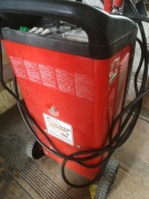 Prostownik z rozruchem DYNAMIC 420 TELWIN