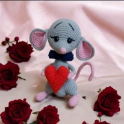 Myszka wykonana na szydełku - rękodzieło, handmade, dekoracja