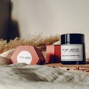 Świeca sojowa - kwiaty manoi z kwiatem wiśni 120ml