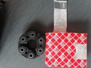 Krzyżak wału napędowego BMW e38