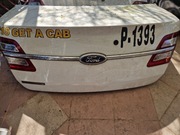 Ford Taurus Tylna Klapa Chrom Emblemat 2015