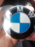 Znaczek emblemat BMW na pokrywę silnika 