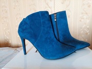 Zamszowe botki na szpilce Bayla rozmiar 40