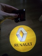 Emblemat na drzwi Renault