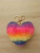 Brelok pompon futerko serce wielokolorowy 