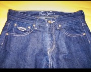 granatowe jeansy Pepe Jeans London.