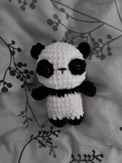 panda na szydełku pluszak maskotka amigurumi rękodzieło  