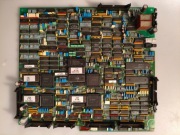 Płytka z układami scalonymi, mikrokontrolerami oraz pamięciami