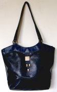 Praktyczna, pojemna torebka damska - czarna