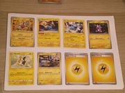 Zestaw 128 oryginalnych kart Pokémon