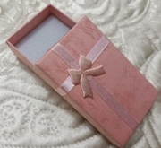 Pudełko na biżuterię / opakowanie prezentu.