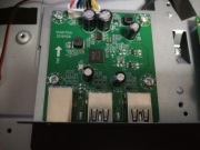 Gniazda USB monitora GIGABYTE G27Q