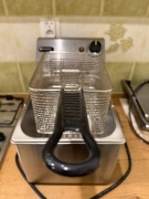 Frytkownica gastronomiczna Hendi Kitchen Line 8L – 3500W