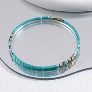 Bransoletka z koralików w odcieniach turkusu