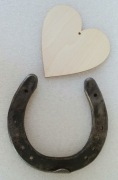 Podkowa - Stara podkowa + serduszko na dedykację.