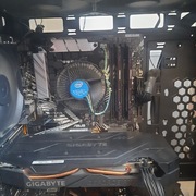 I7 9700 z płytą główną Asus Prime Z390 -P i pamięć 16gb ddr4